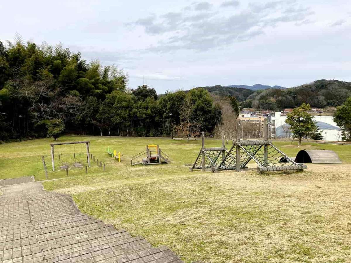 雲南市_公園_おすすめ_遊具_丸子山公園