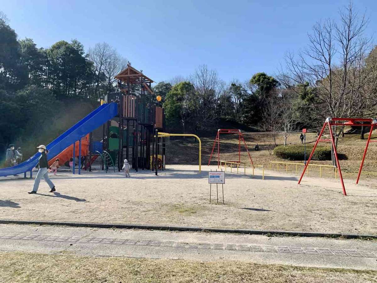 江津市_公園_菰沢公園_コモサワ_遊具_家族連れ_おでかけ_島根西部_子ども_人気_オススメ