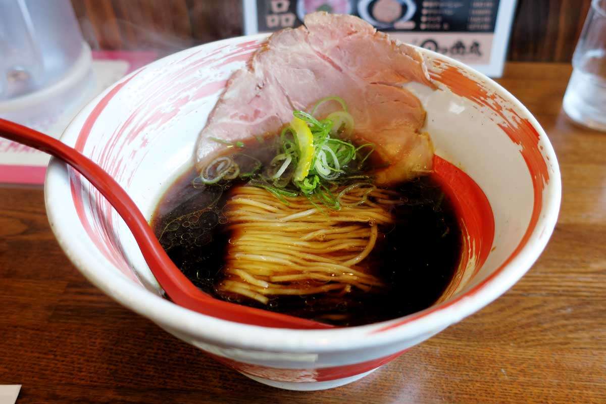 鳥取県岩美町_ラーメン_日の出丸_おすすめ_人気_醤油ラーメン