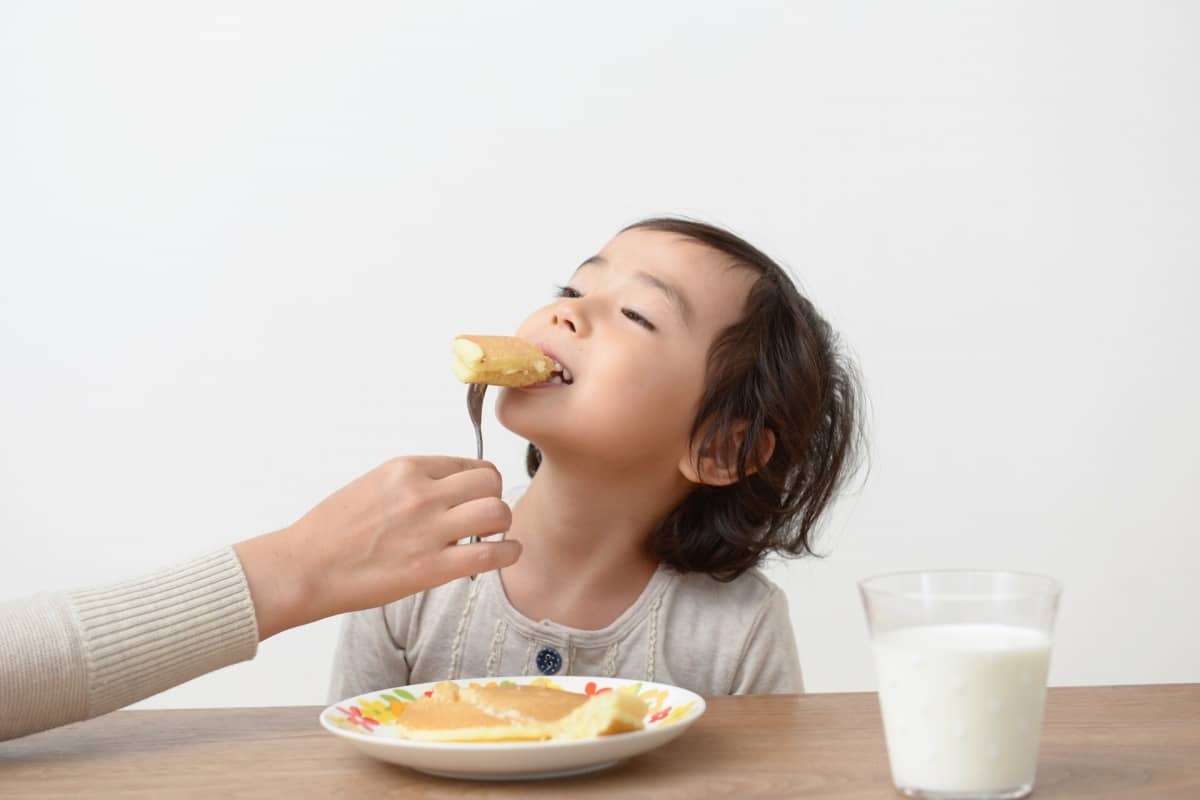 赤ちゃん_子ども_食事_悩み_解決_対処方法