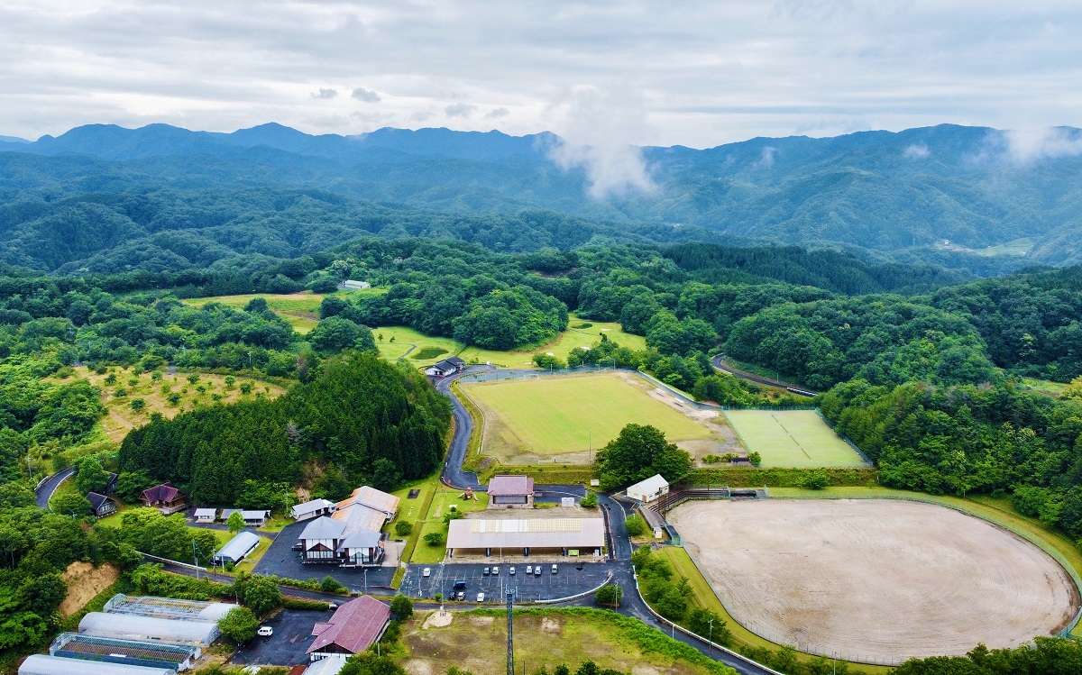 島根県雲南市_アウトドア_バーベキュー_穴場_観光_明石緑が丘公園_料金_予約