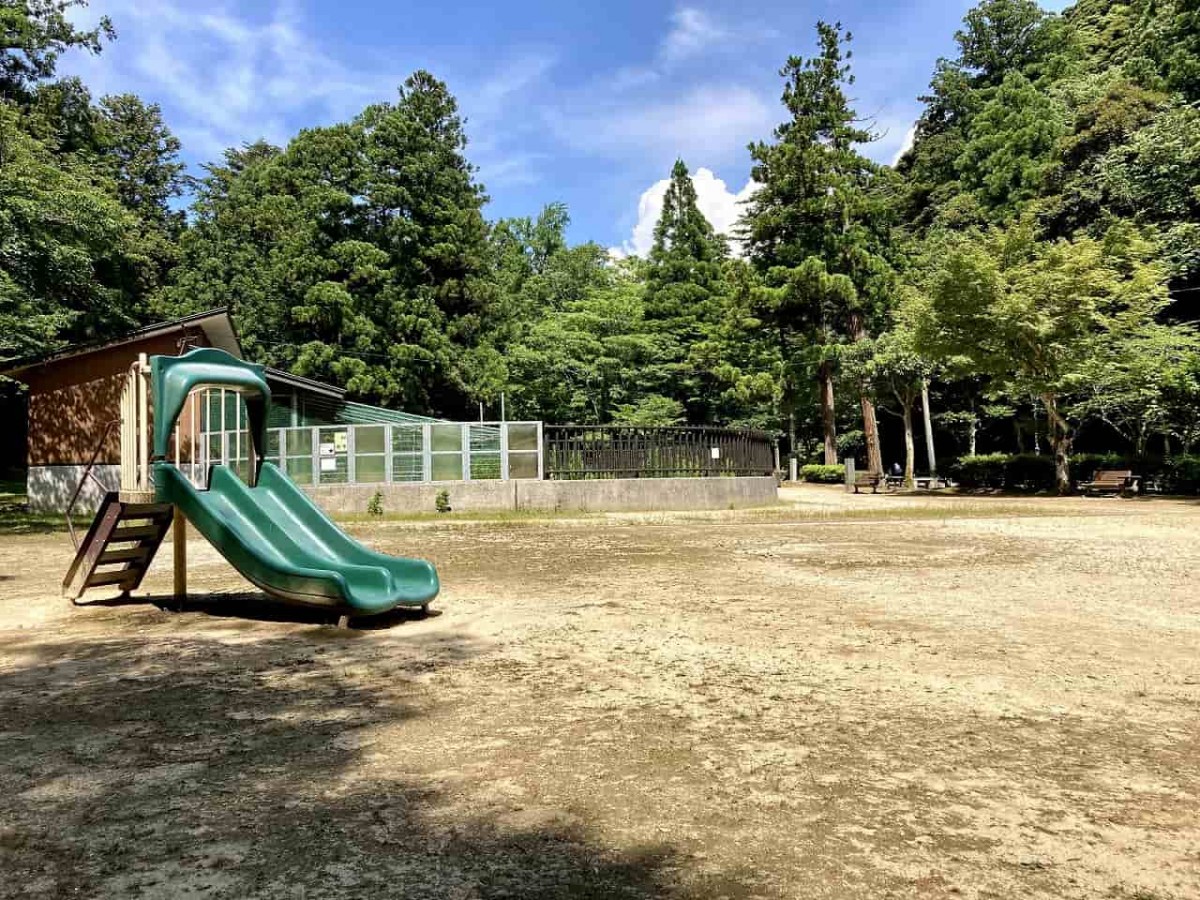 鳥取県鳥取市にある『樗谿公園』の遊具