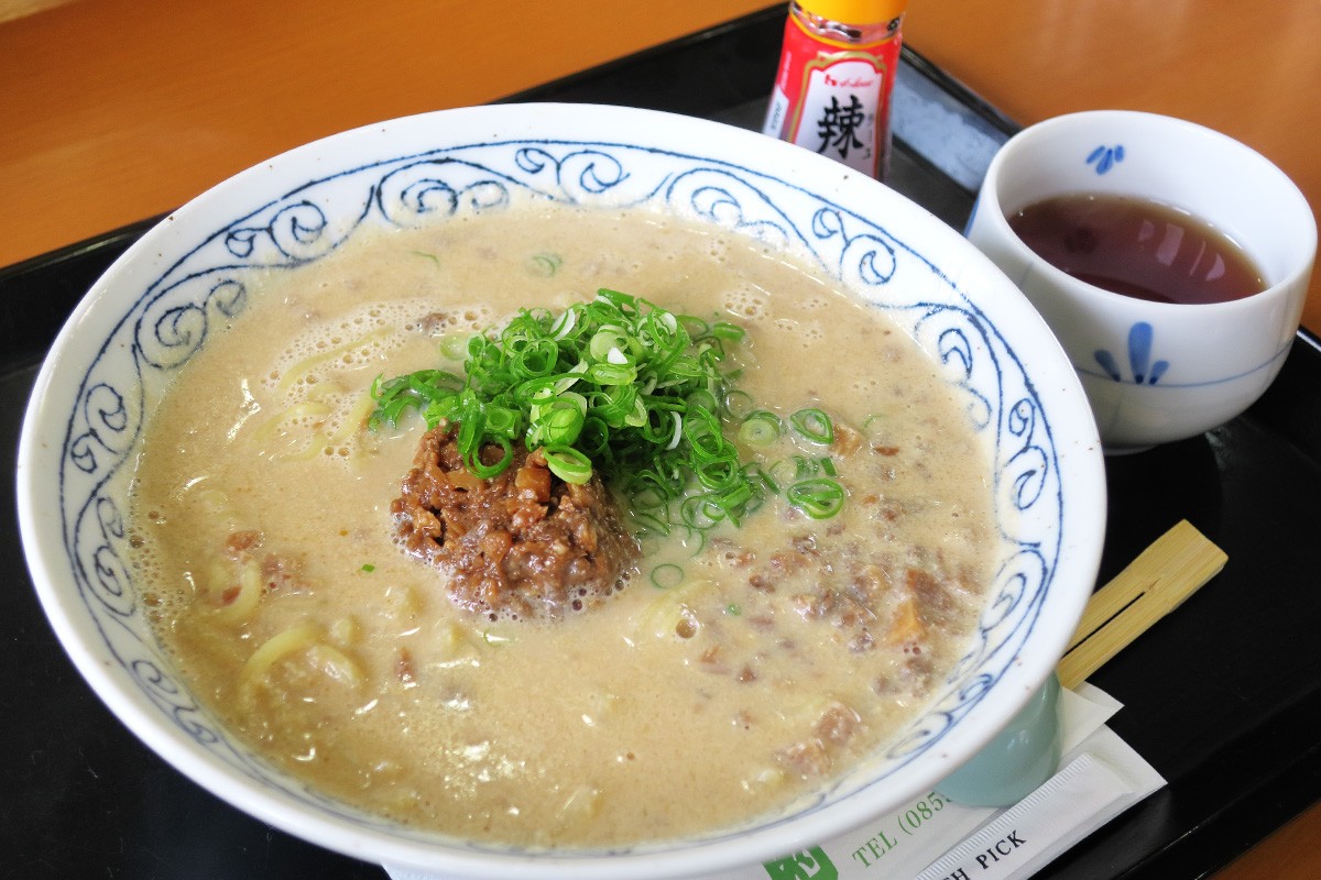 鳥取県南部町_ランチ_ラーメン_おすすめ_人気_穴場_緑水園_緑水湖