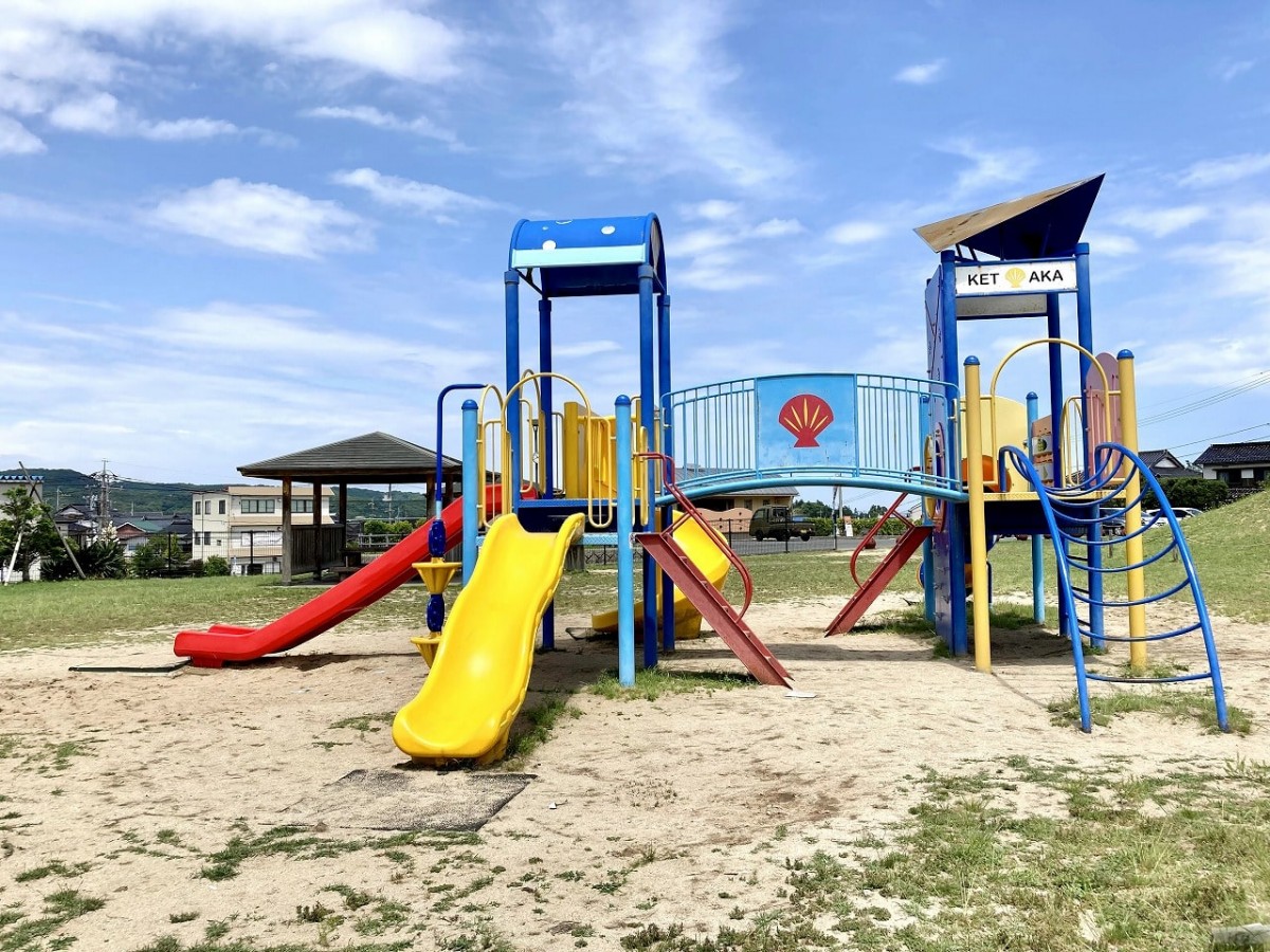 鳥取市_浜村温泉_足湯_公園_子ども_眺め_貝がら節_ヤサホーパーク