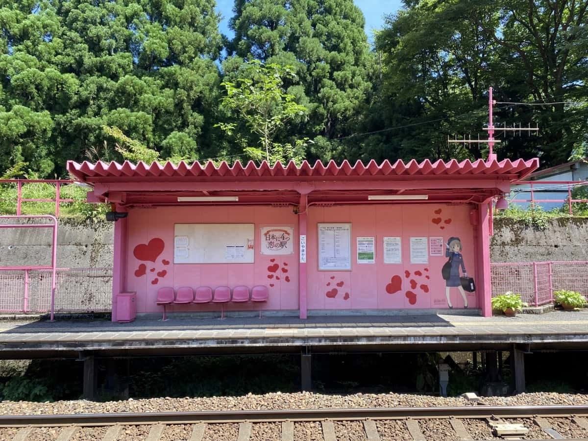 鳥取県智頭町_観光_穴場_おすすめ_恋山形駅_アクセス_場所_写真