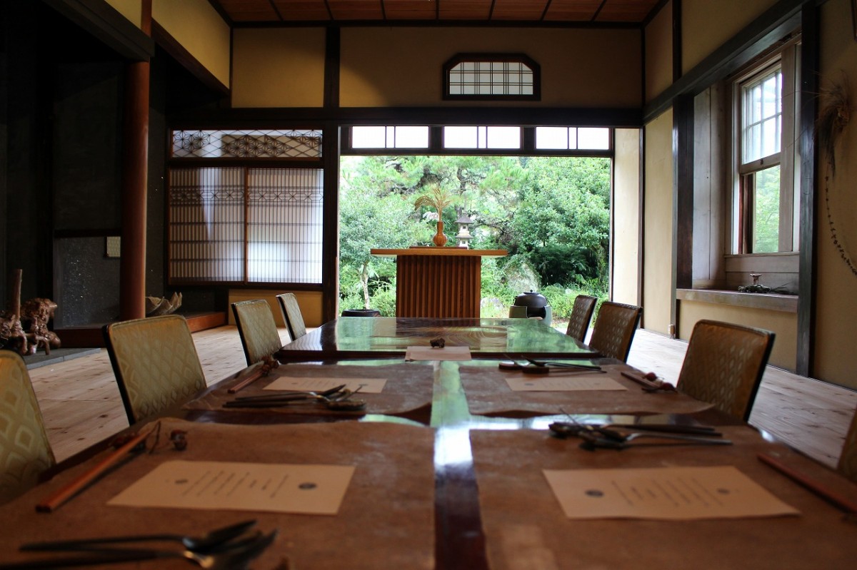 島根県奥出雲町_宿泊_穴場_おすすめ_蔵宿うずまき_料金_場所_料理