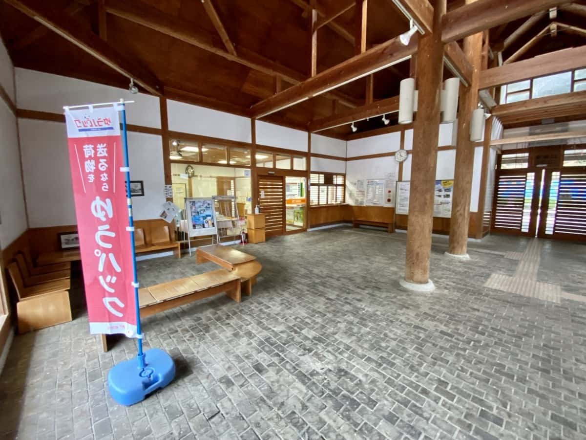 島根県津和野町_日原駅_駅舎