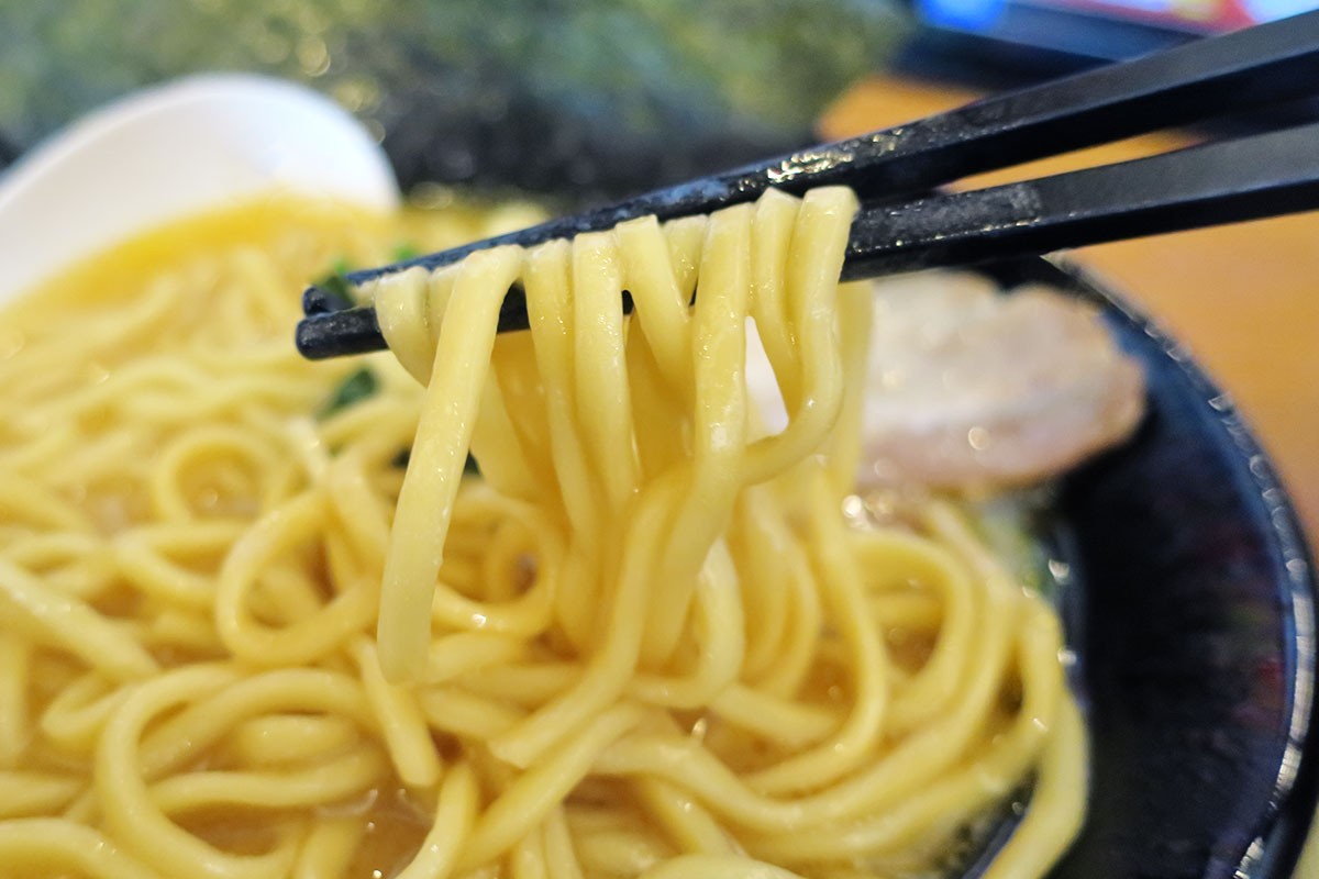 鳥取県米子市_家系ラーメン_吉岡家_味_麺_おすすめ