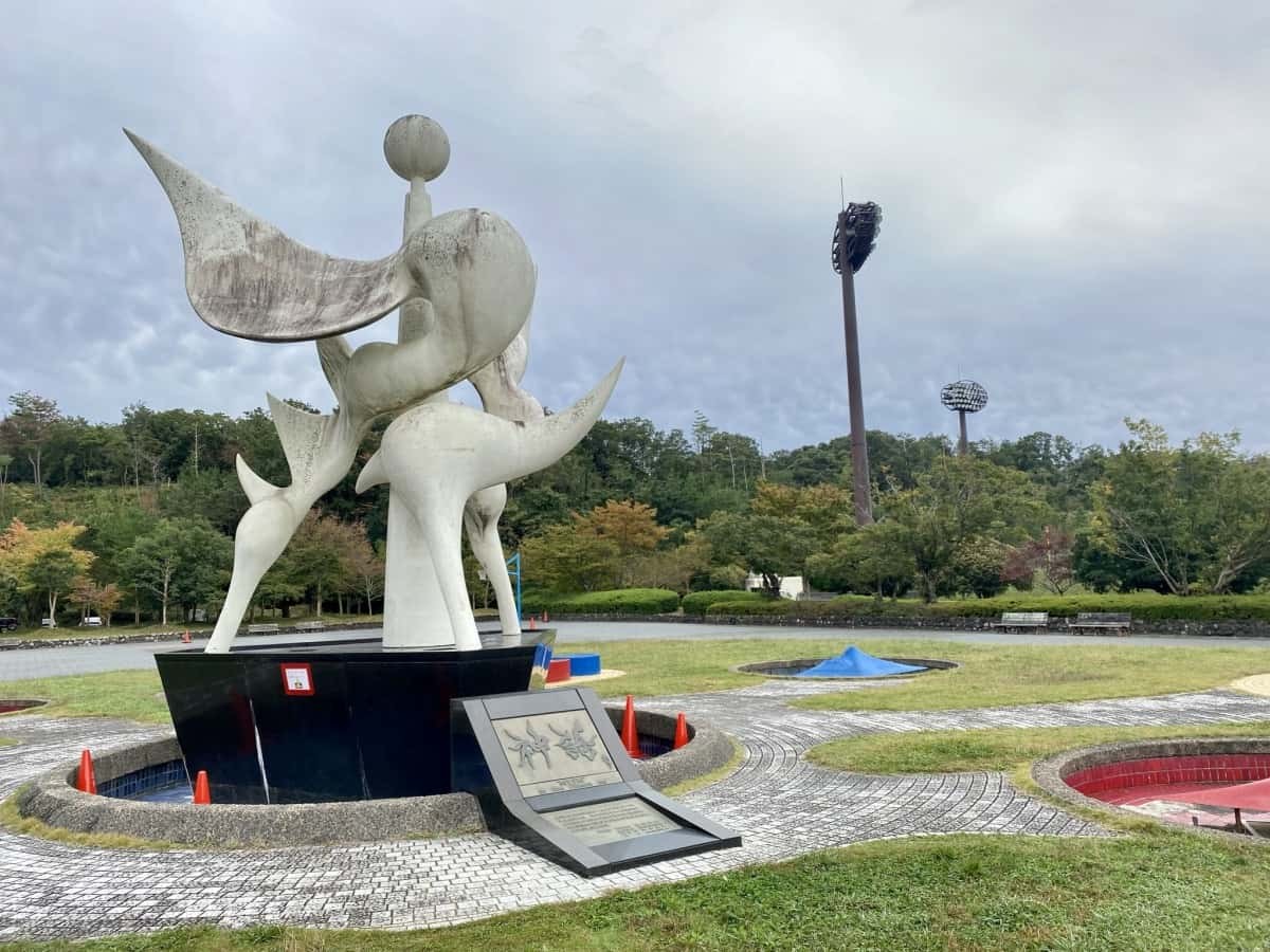 島根県松江市_松江市総合運動公園_岡本太郎_像_作品_神話