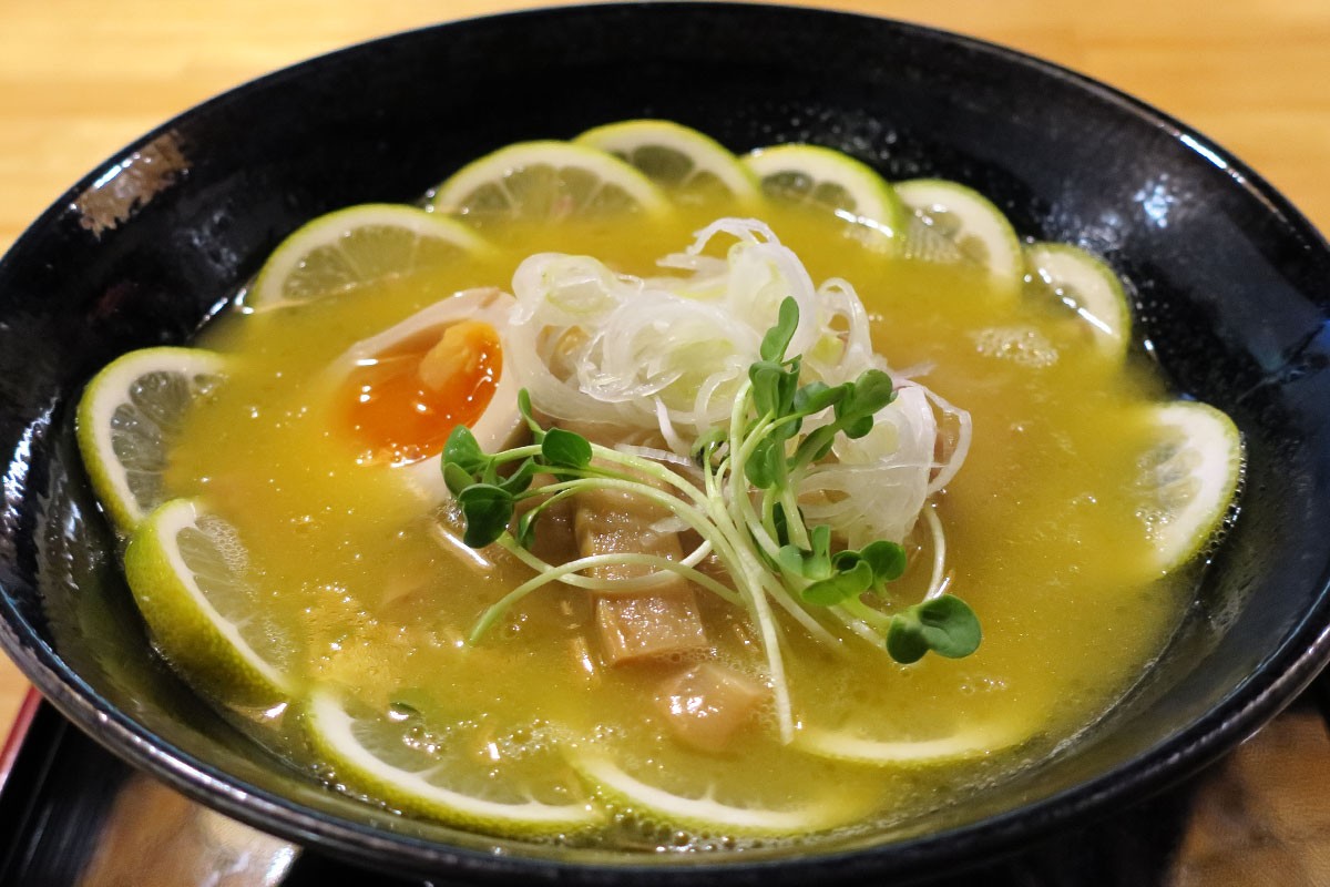 島根県雲南市_ラーメン_人気_穴場_居酒屋多納屋_ランチ_いつ