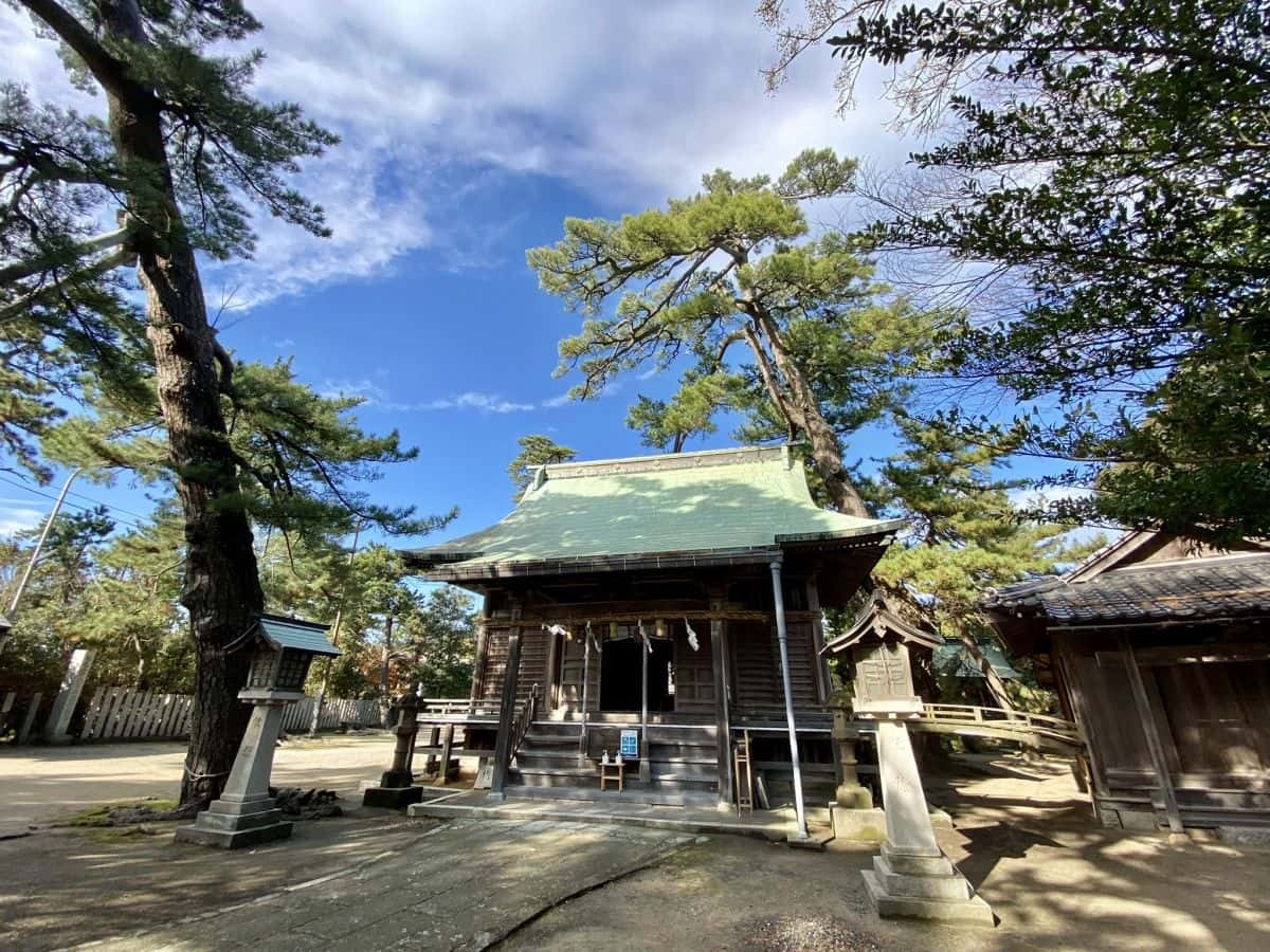 鳥取市_賀露神社_かろじんじゃ_駐車場_狛犬_虎_寅年