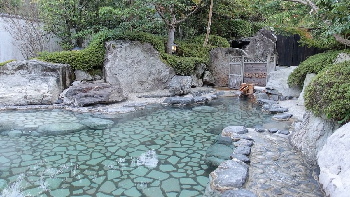 鳥取県_三朝温泉_温泉宿_おすすめ_人気_動画で紹介_三朝館