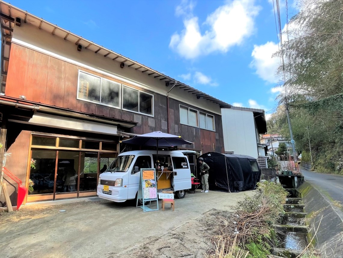 島根県雲南市にオープンしたオーガニック菓子専門店『発酵菓子カヌカ』の外観