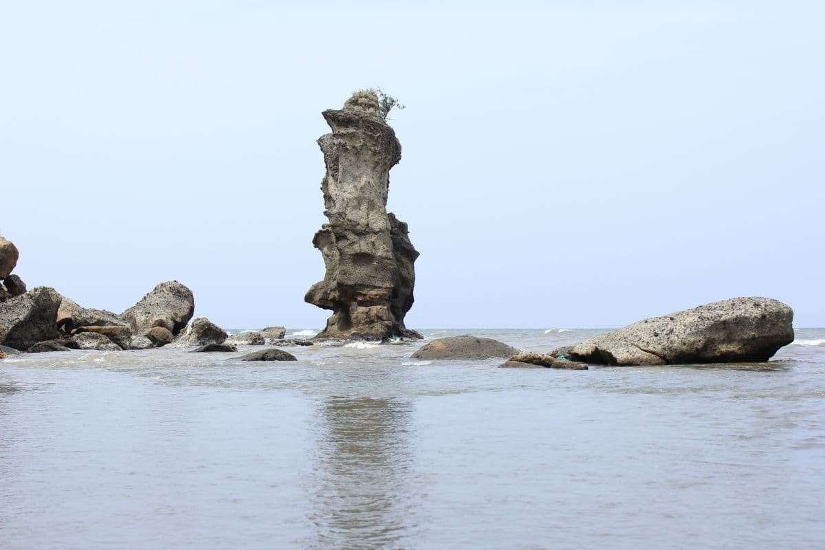 島根県大田市にある景勝地『掛戸（かけと）松島』の様子