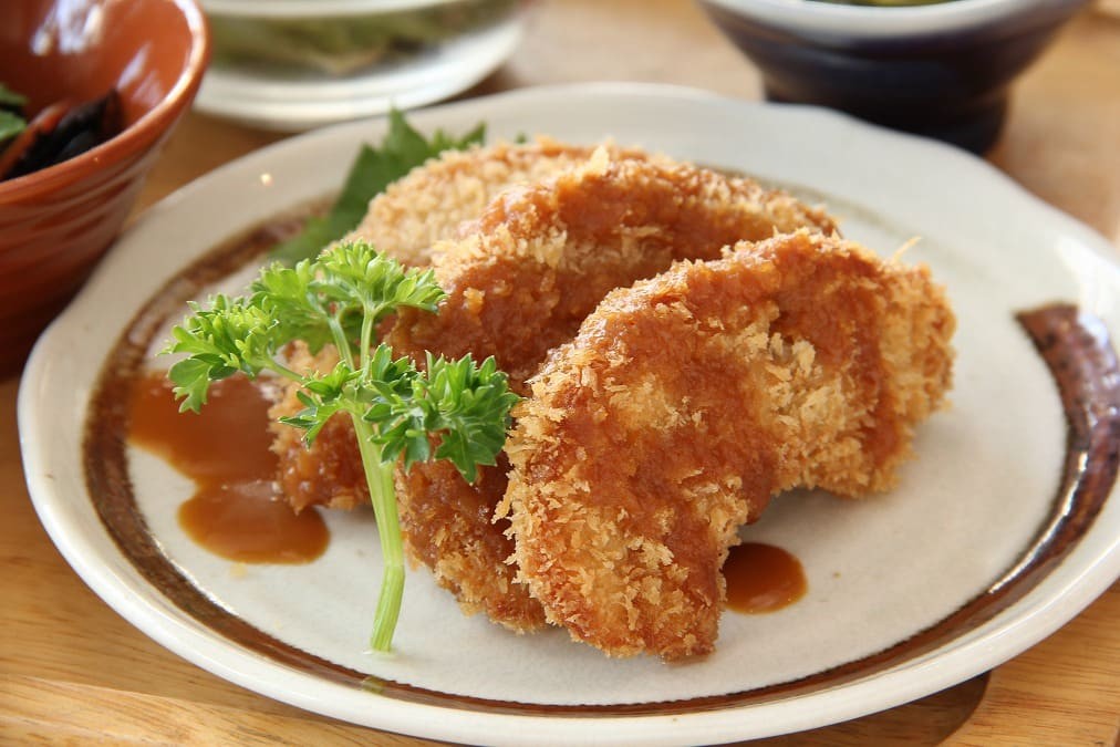 鳥取県米子市にある人気食堂『日々の糧』の「おすすめ玄米定食」