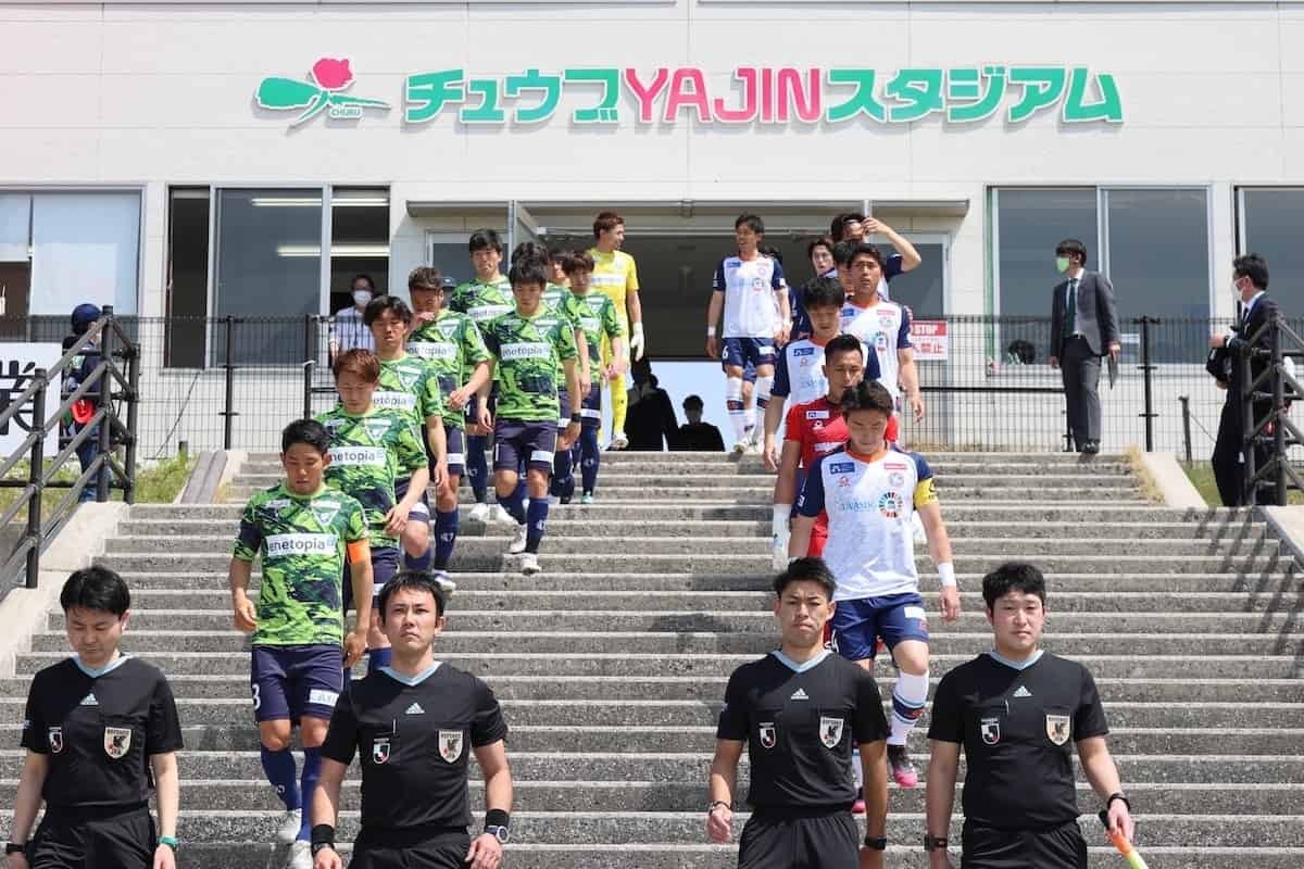 鳥取県のプロサッカークラブ「ガイナーレ鳥取」の試合風景