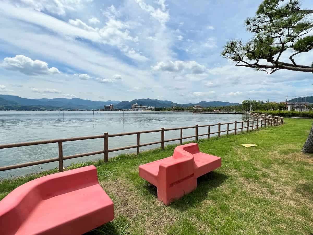 鳥取県東伯郡湯梨浜町にある『東郷湖羽合臨海公園』の様子