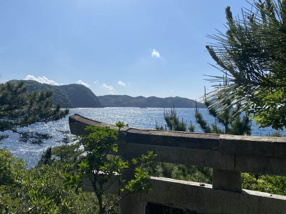 島根県松江市美保関町の穴場スポット『明島神社』からの眺め