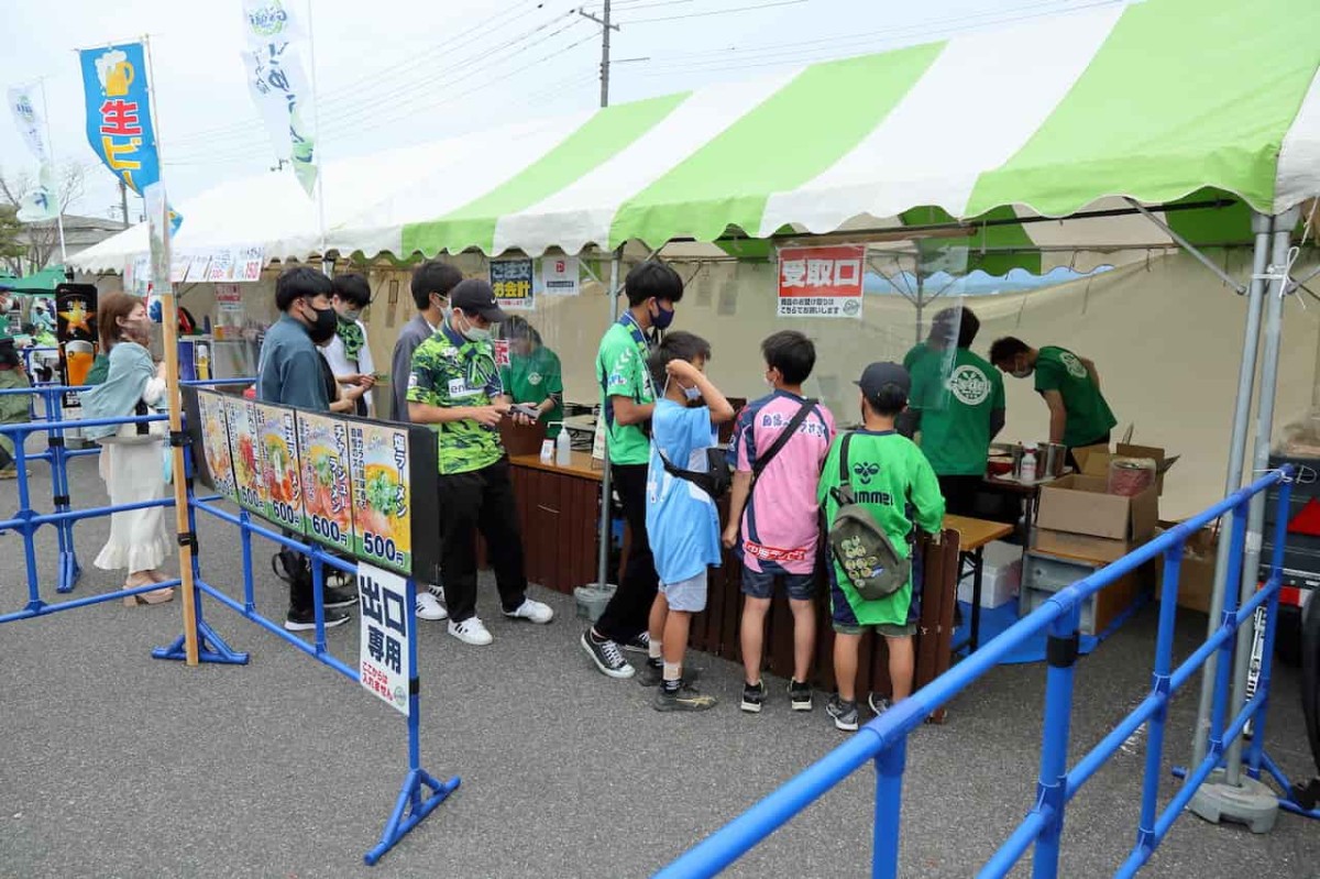 鳥取県のプロサッカークラブ「ガイナーレ鳥取」のスタジアムグルメ「G'sdeli」