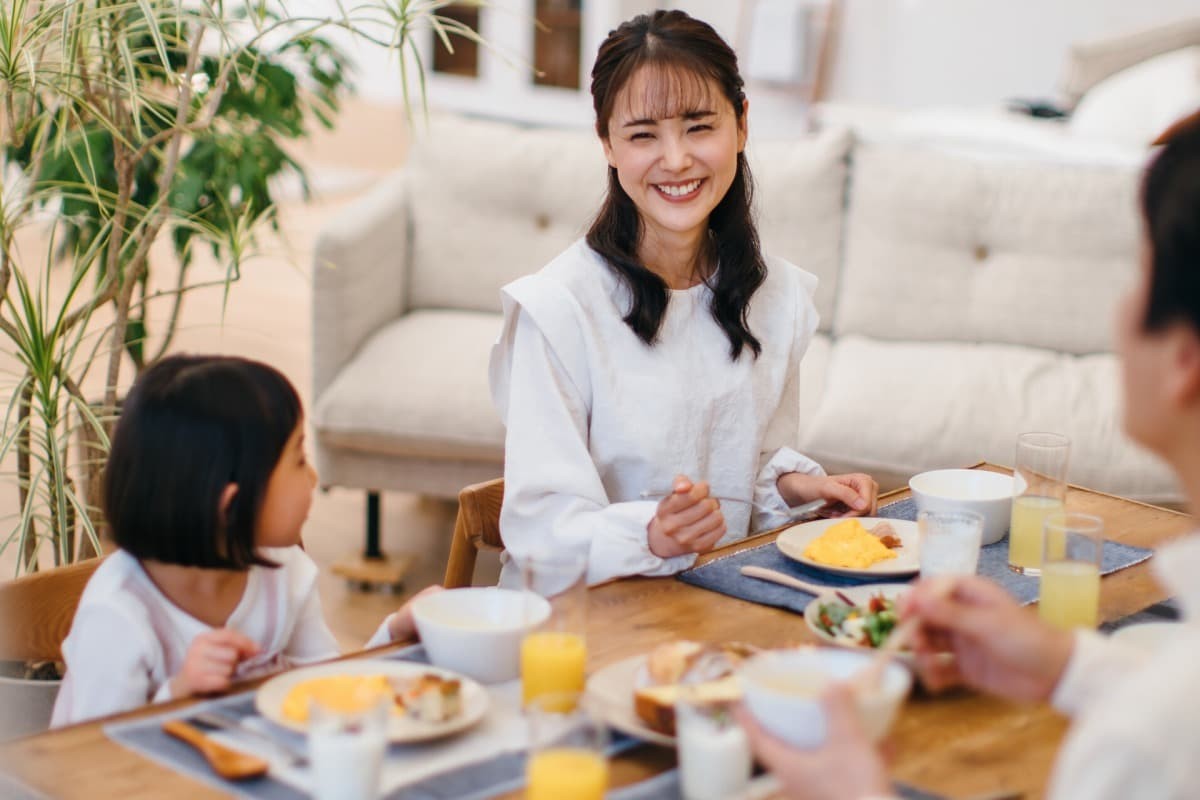 家族の会話イメージ