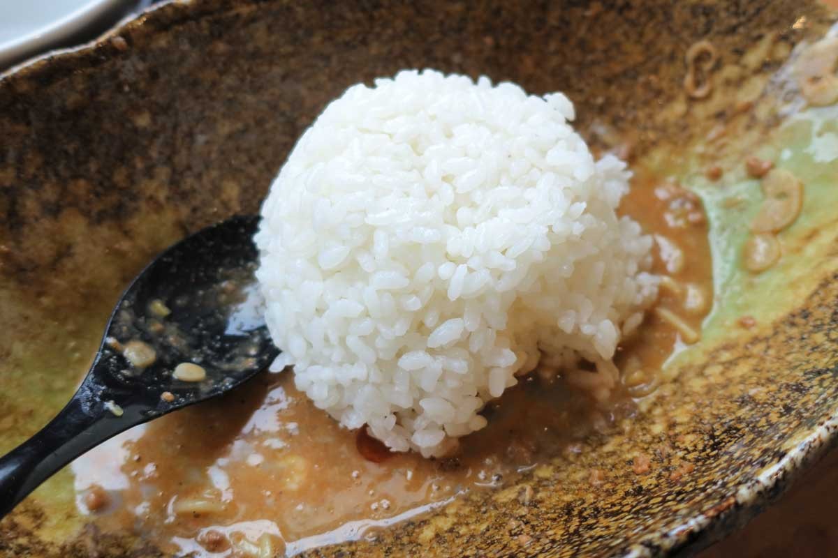 島根県益田市のラーメン店『中華そば くにまつ 益田店』のおすすめメニュー「汁なし担担麺」