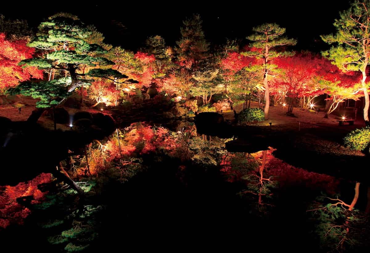 島根県松江市にある「日本庭園　由志園」の庭園