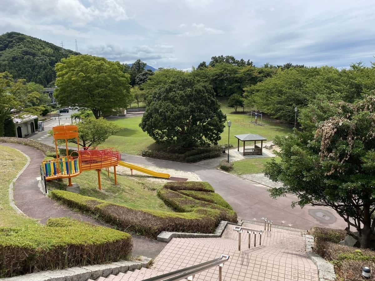 島根県浜田市のおすすめ公園『ゆうひ公園』の園内全景