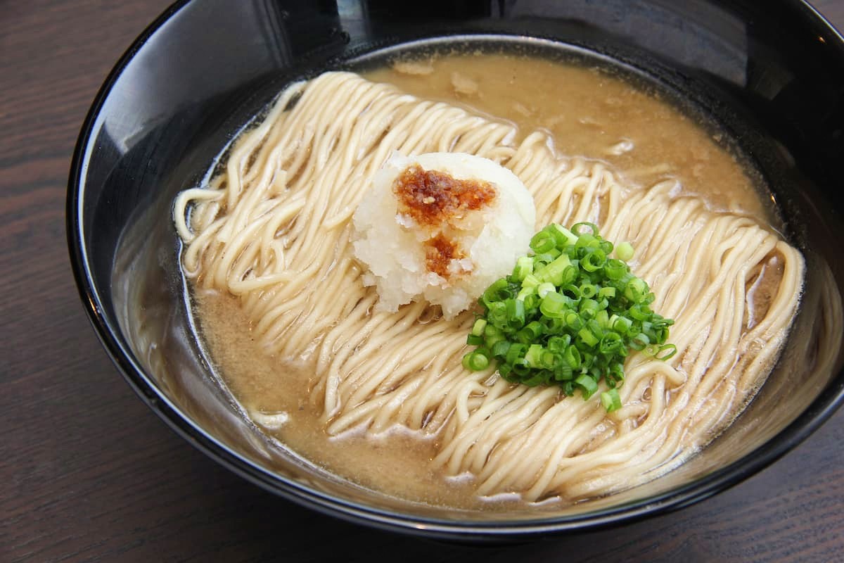 鳥取県米子市の人気煮干しラーメン店『米子丿貫』の新秋刀魚そば