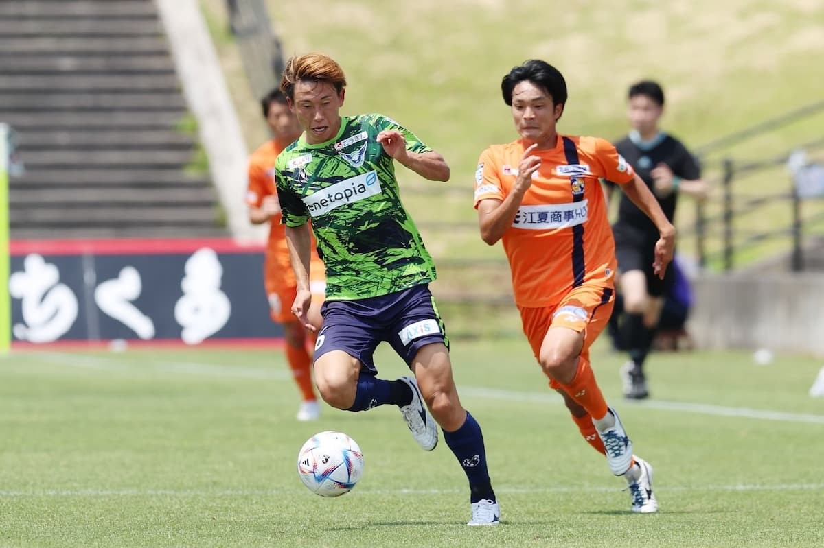 鳥取県のプロサッカークラブ「ガイナーレ鳥取」の試合風景