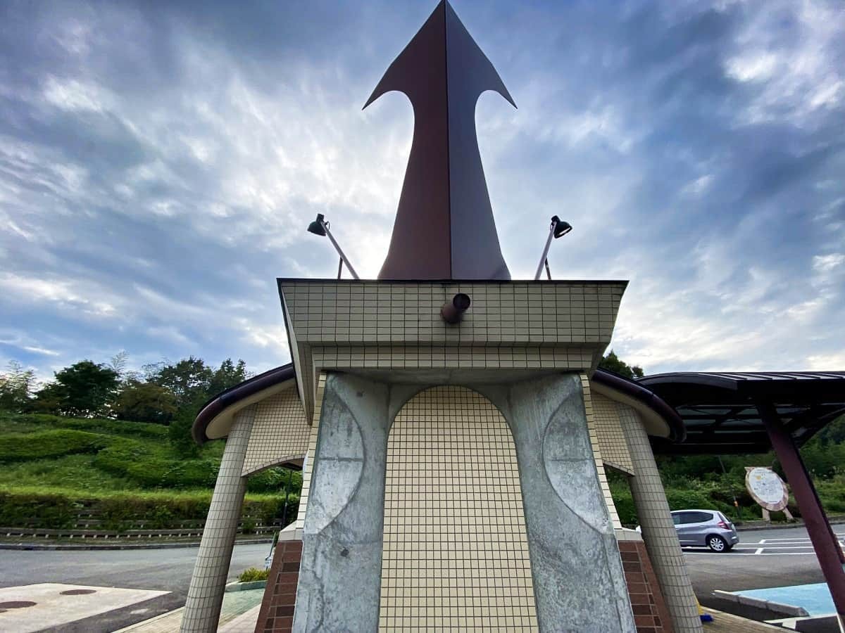 島根県飯南町の観光拠点『道の駅頓原』にあるカブトムシの形をしたトイレ