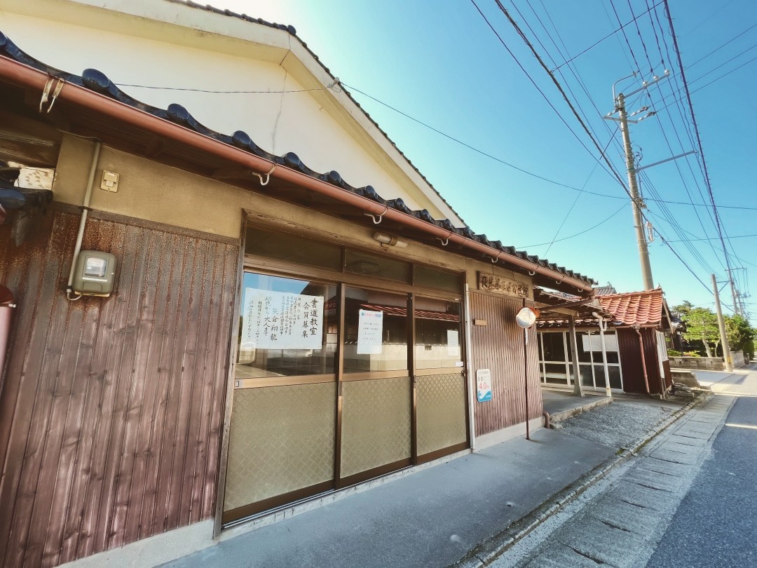 鳥取県米子市の弓ヶ浜小学校の周辺の様子