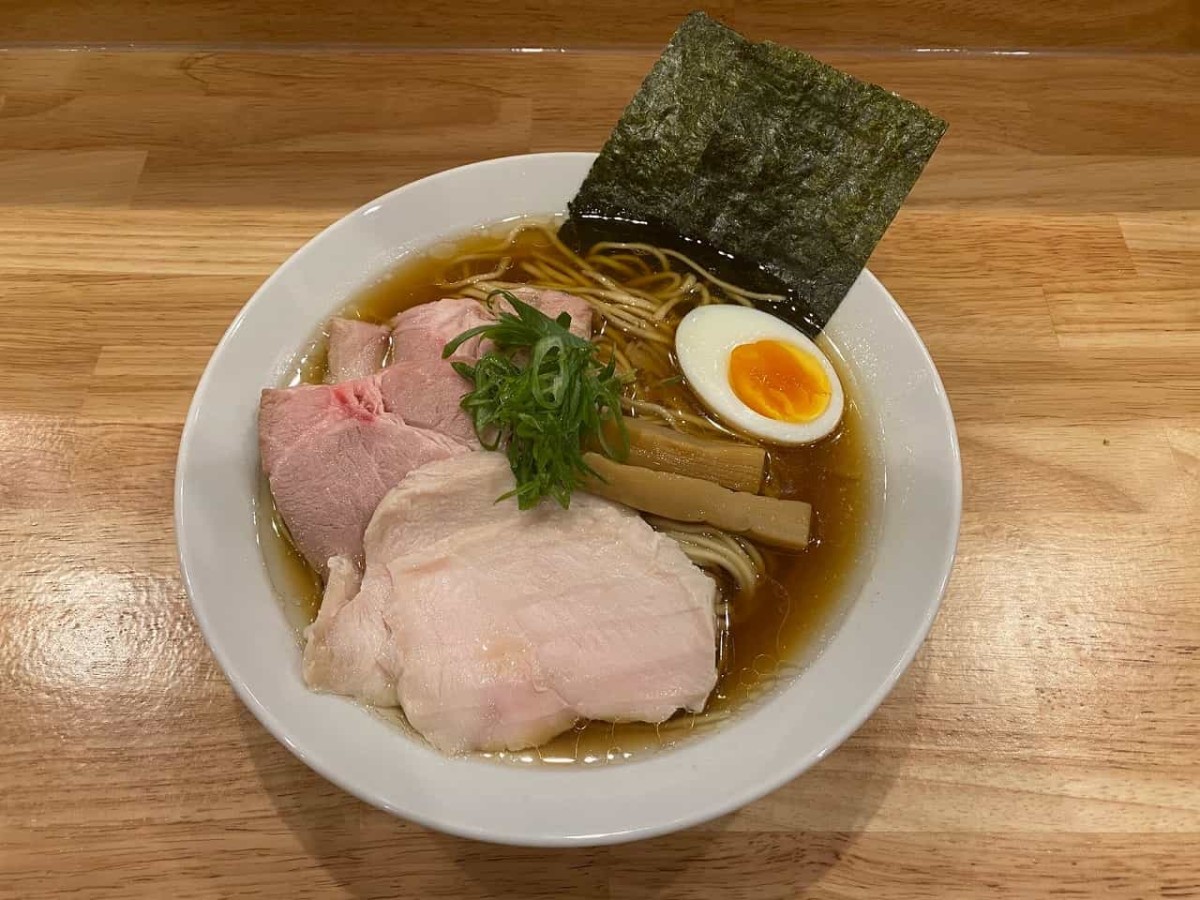 鳥取県大山町にある「らぁ麺池島」のラーメン