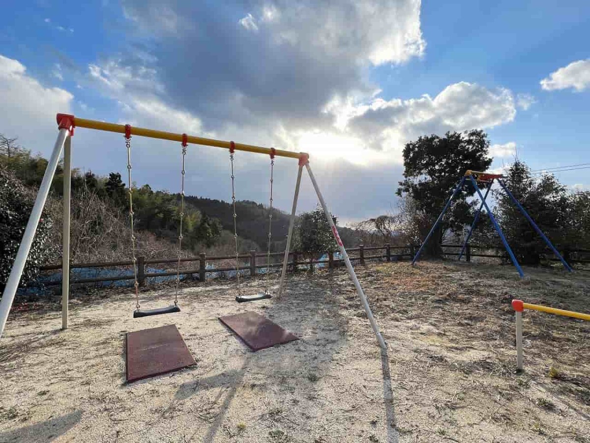 島根県松江市玉湯町の大谷地区にある『城床ふるさと公園』の様子