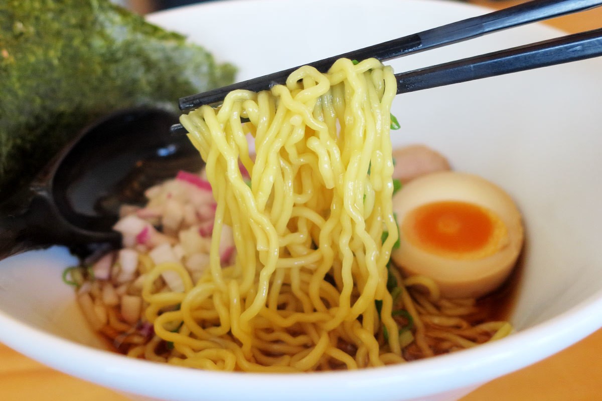 島根県大田市・温泉津温泉にあるラーメン店『けんちゃん拉麺』の「石見ポーク醤油らあめん」