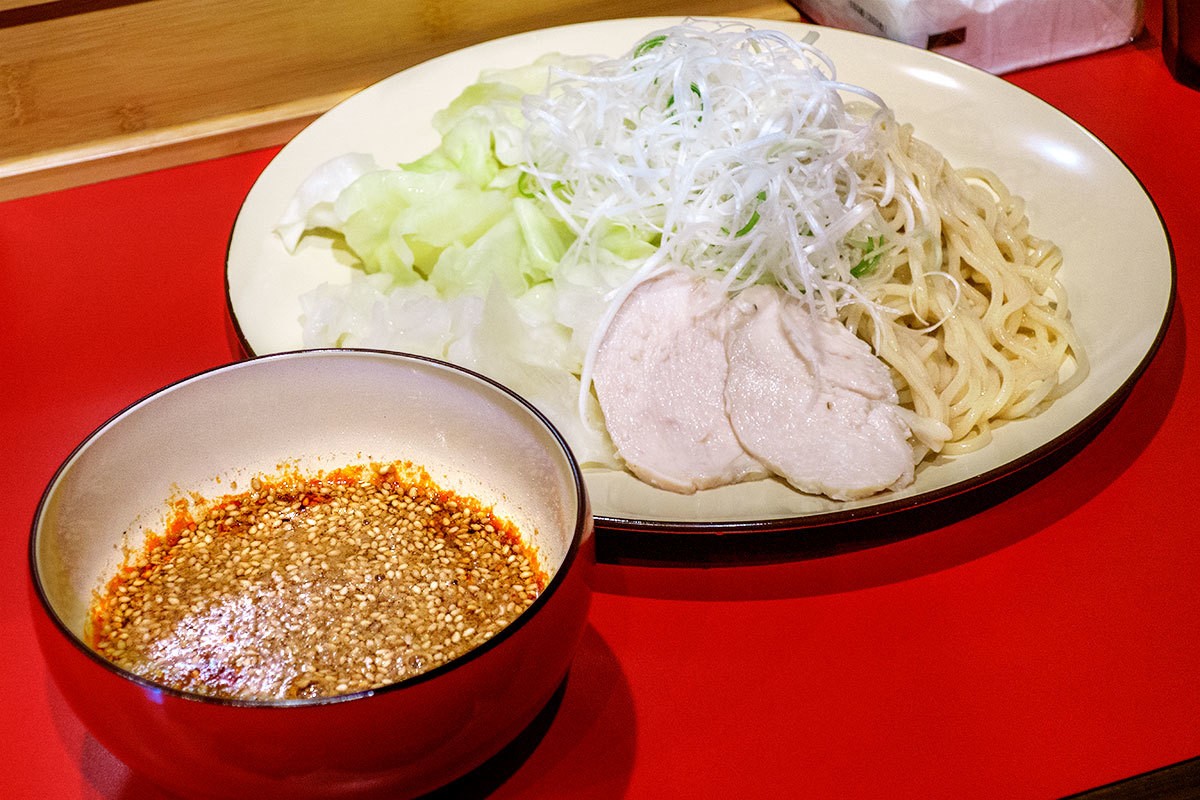 松江市伊勢宮町にある広島風つけ麺の専門店『辛麺亭』のランチメニュー
