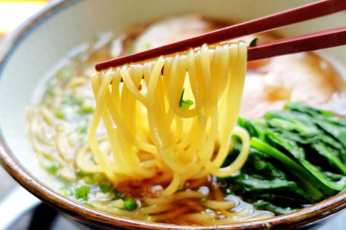 鳥取県伯耆町のそば店『まつおか食堂』の自家製ラーメン