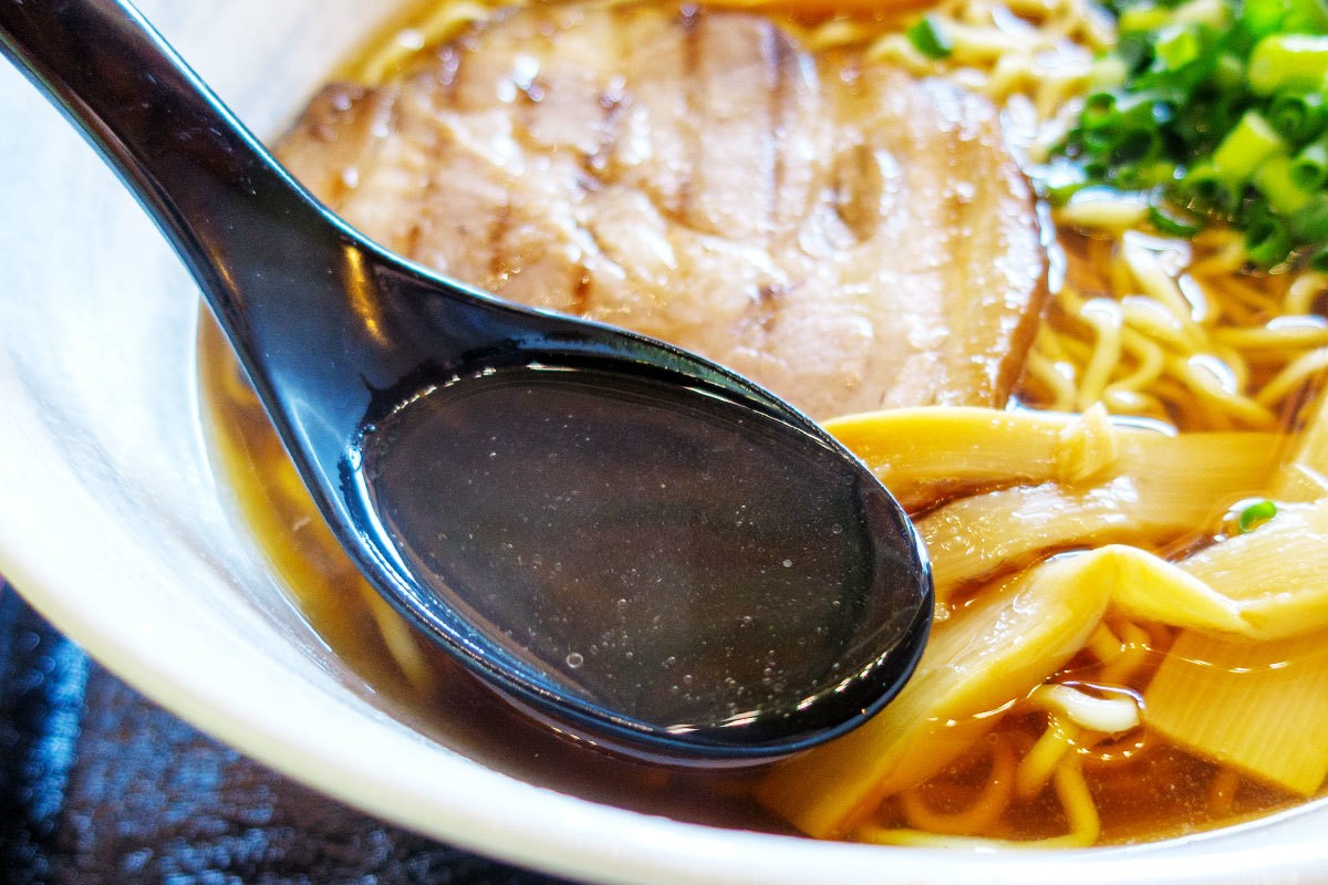 鳥取県倉吉市関金の燻製料理専門店『燻製道楽』のラーメン