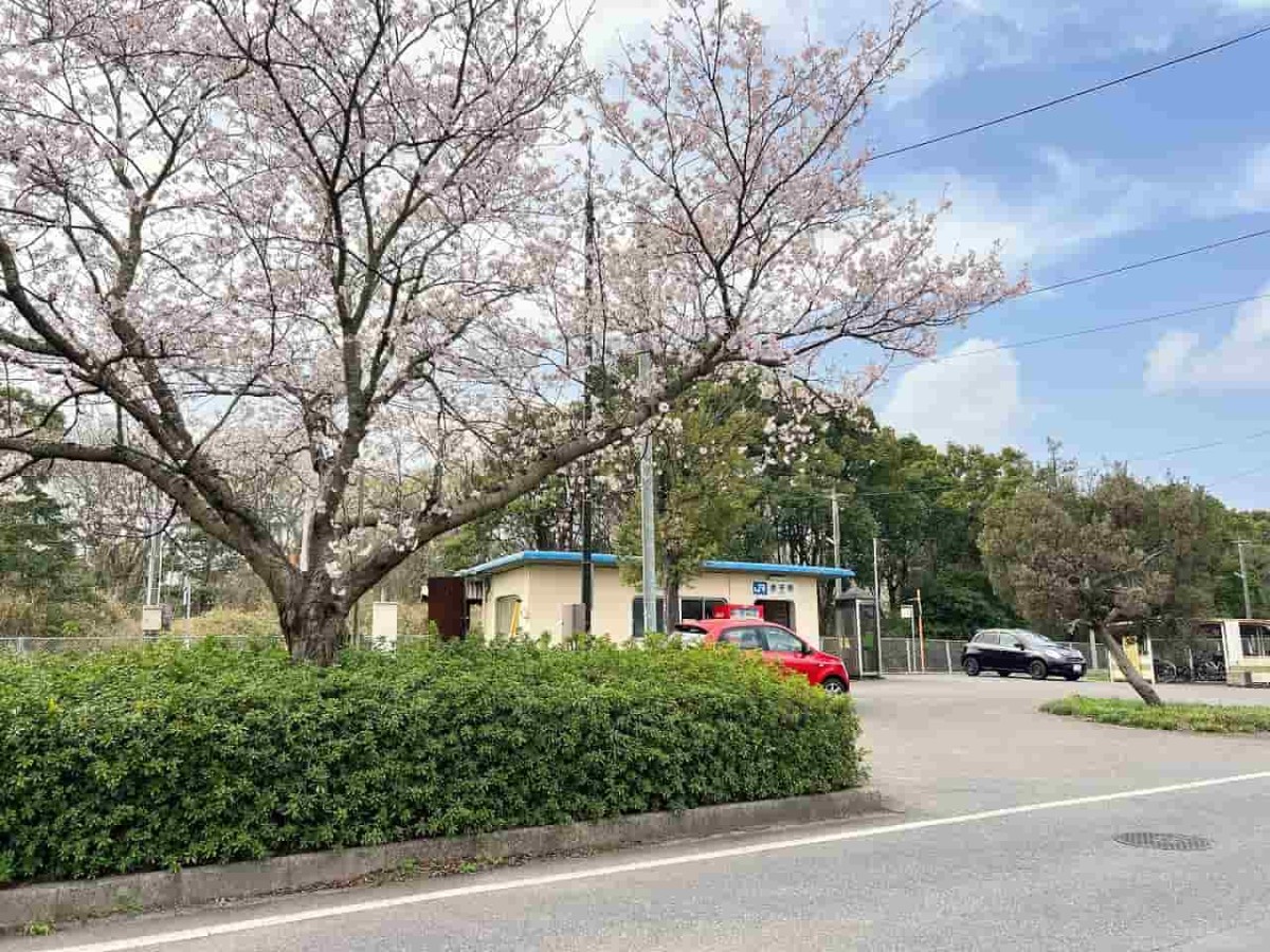 鳥取県境港市にある余子駅の様子