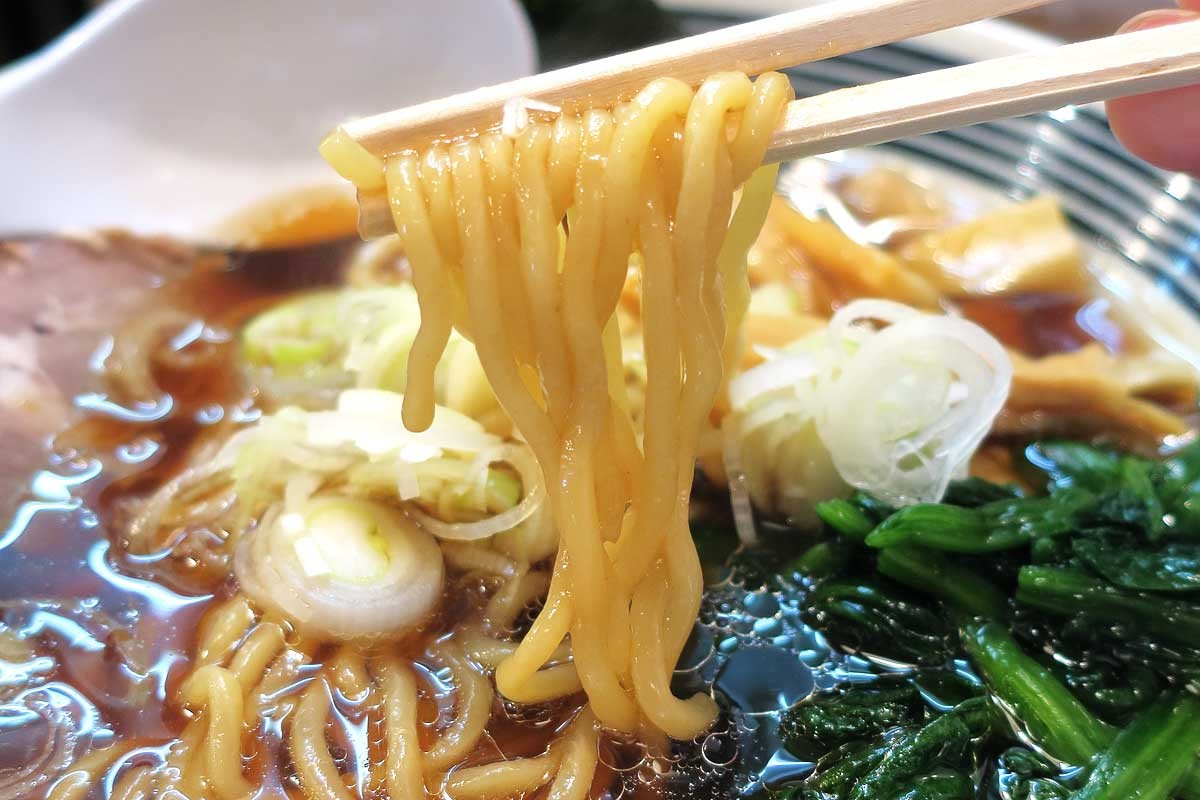 鳥取県琴浦町のラーメン店『生姜醤油ラーメン 麺や たまゆら』のラーメン