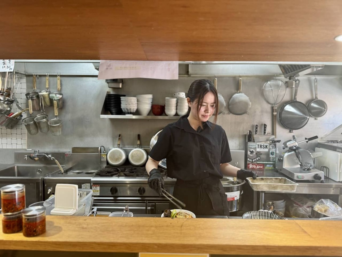 鳥取県米子市にある『本格麻辣湯専門店 辣華 – RAFA（ラーファ）』のスタッフ