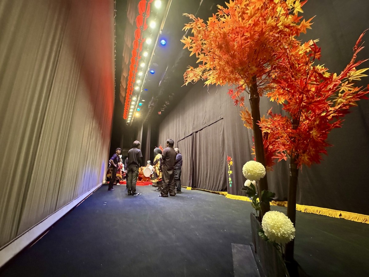 島根県出雲市佐田町で石見神楽公演を行う「高津神楽社中」