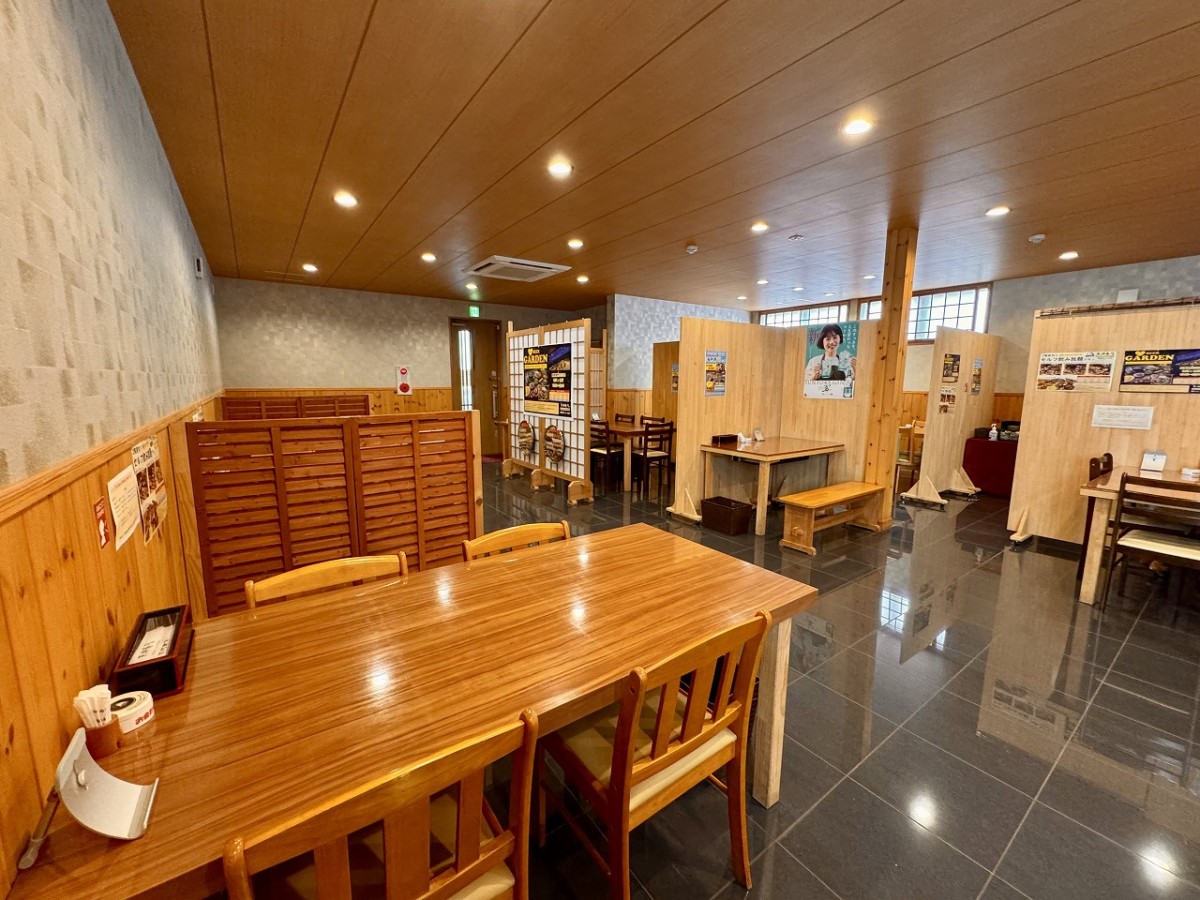 島根県出雲市にある寿司屋『天神寿司』の内観