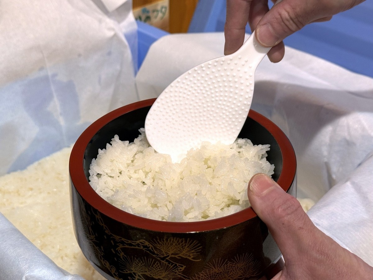 島根県出雲市にある寿司屋『天神寿司』の「海鮮丼ランチバイキング」