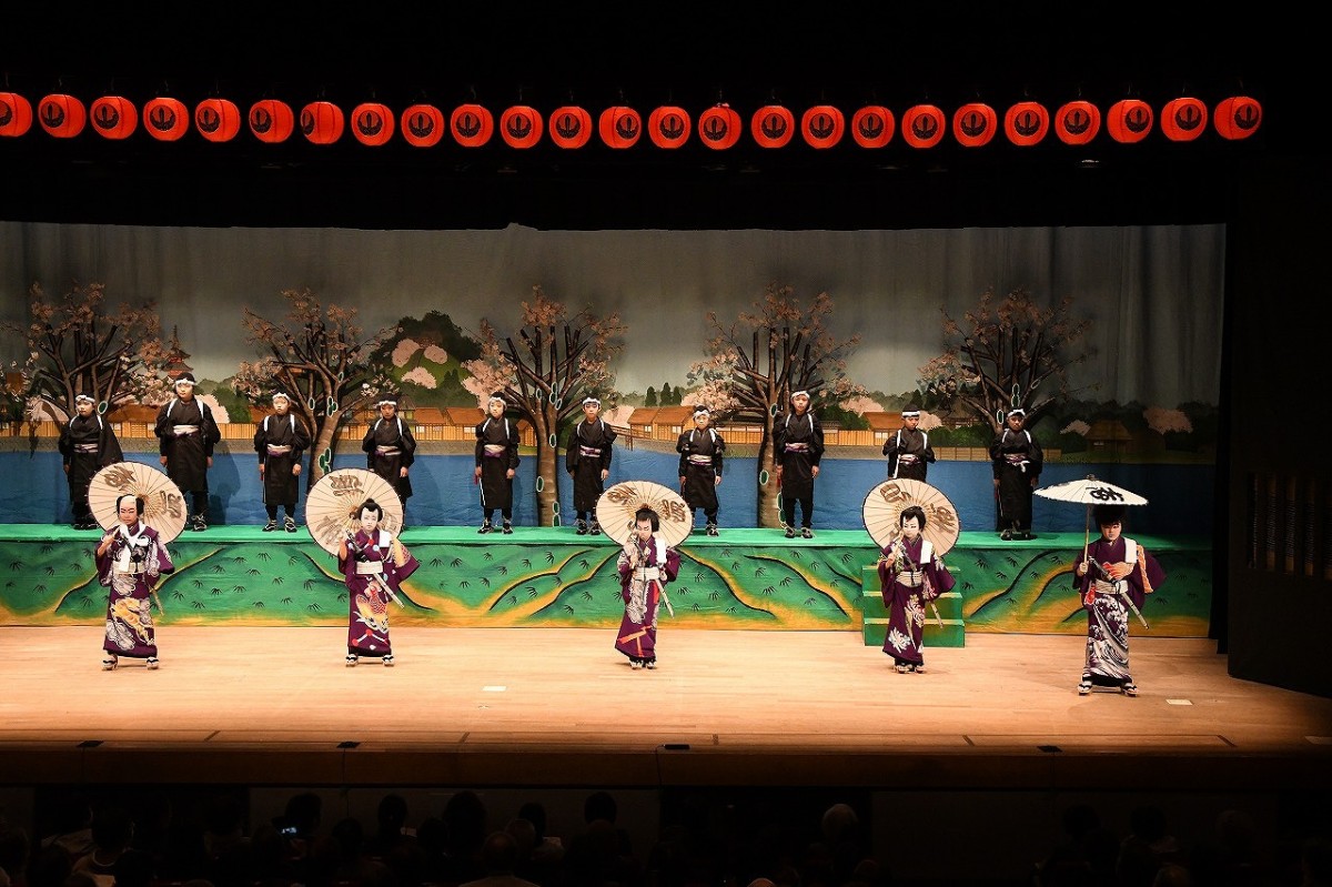 島根県出雲市佐田町にて開催される歌舞伎公演「むらくも座2025」のイメージ