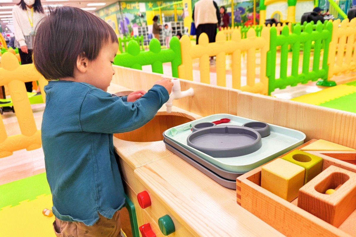 島根県出雲市にある室内遊び場『ザ・キッズ』の様子