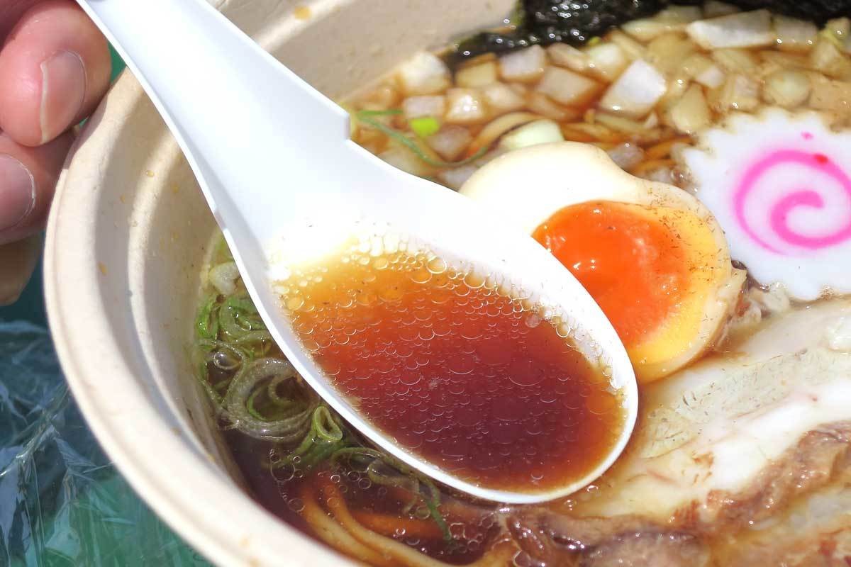 出雲大社近くの出雲市湖陵町にオープンしたラーメン店『中華そば 出雲 いのうえ』の中華そば