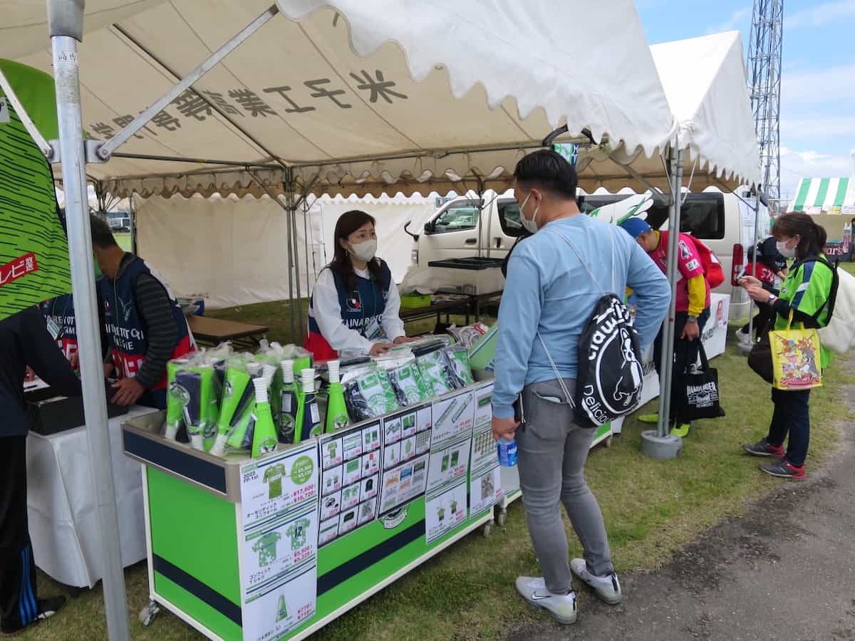 鳥取県のプロサッカークラブ「ガイナーレ鳥取」のグッズ売り場