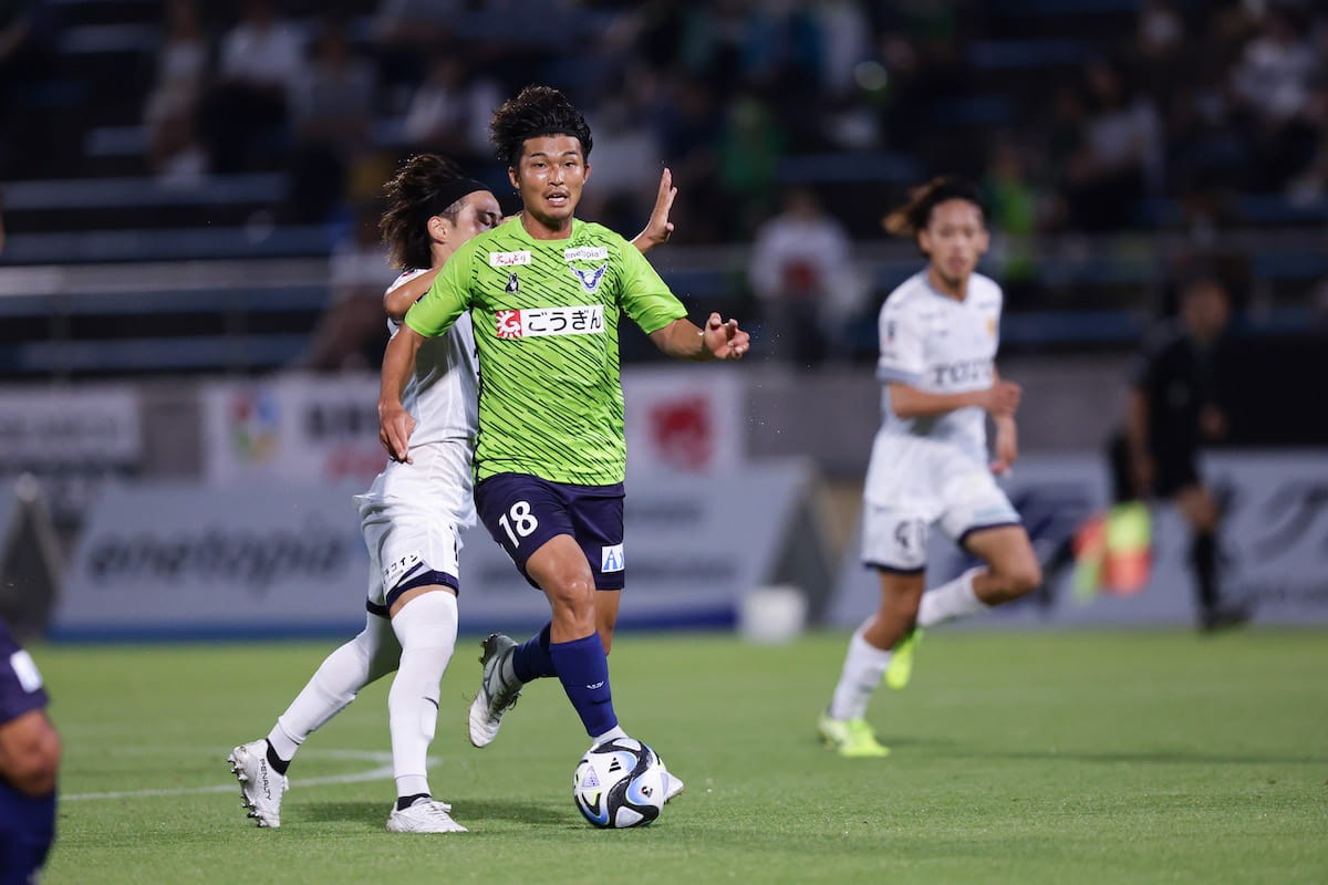 鳥取県のプロサッカークラブ「ガイナーレ鳥取」の試合風景