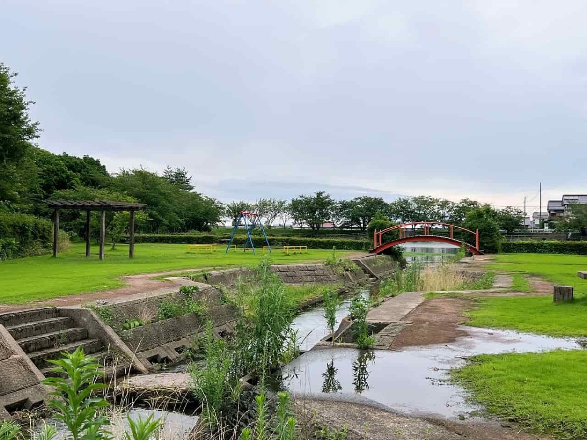 鳥取県東伯郡琴浦町にある『水辺公園』の様子