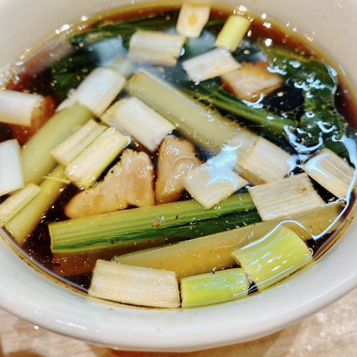 島根県出雲市にあるラーメン店『ぐり虎 ゆめタウン出雲店』の夏季限定麺「昆布水淡麗つけ麺」